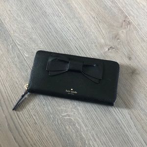Kate Spade Black Bow Wallet